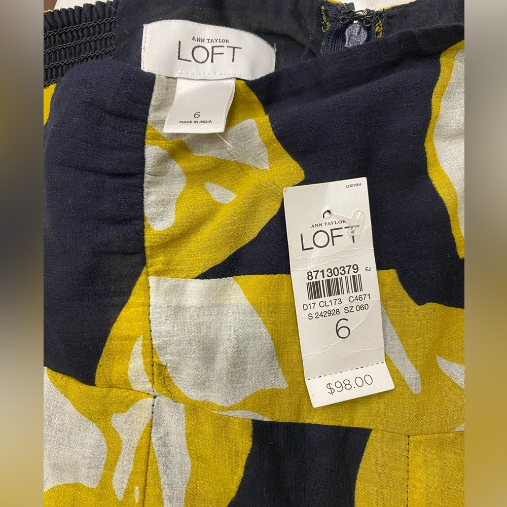 Ann Taylor Loft halter top dress. Size 6. Never worn with original tags.